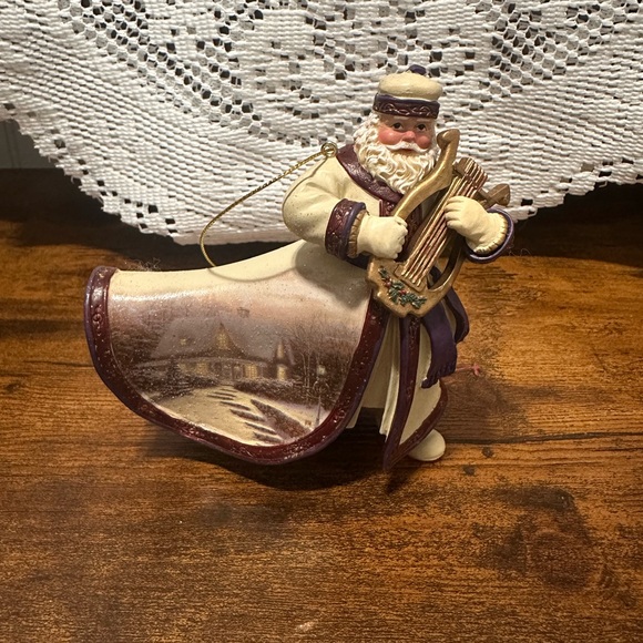 Thomas Kincade Old World Santas Ornament Collection - “Silent night Santa” - Picture 1 of 5